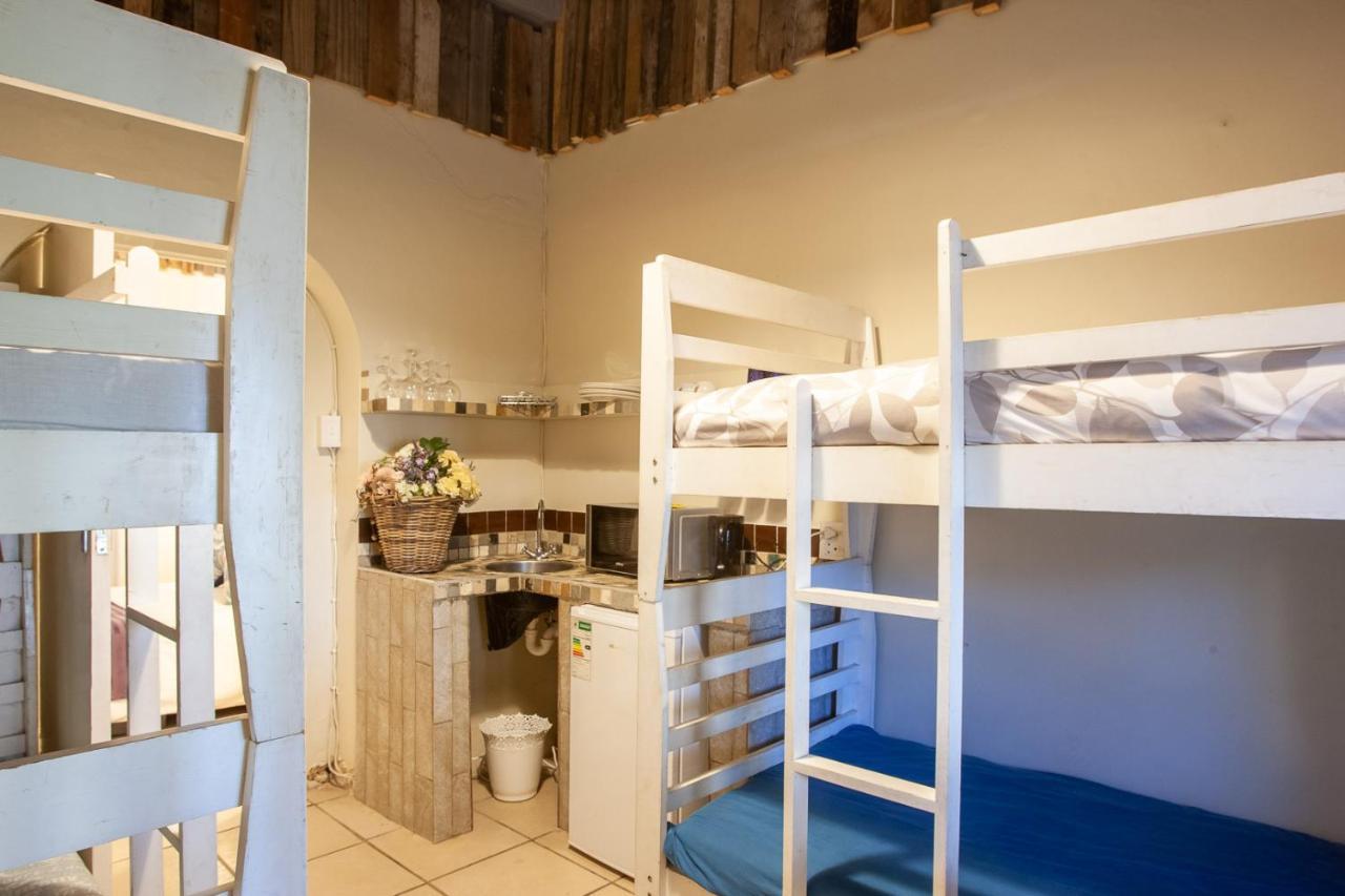 Holiday home Group - 22 Sleeper Helderberg Cape Town